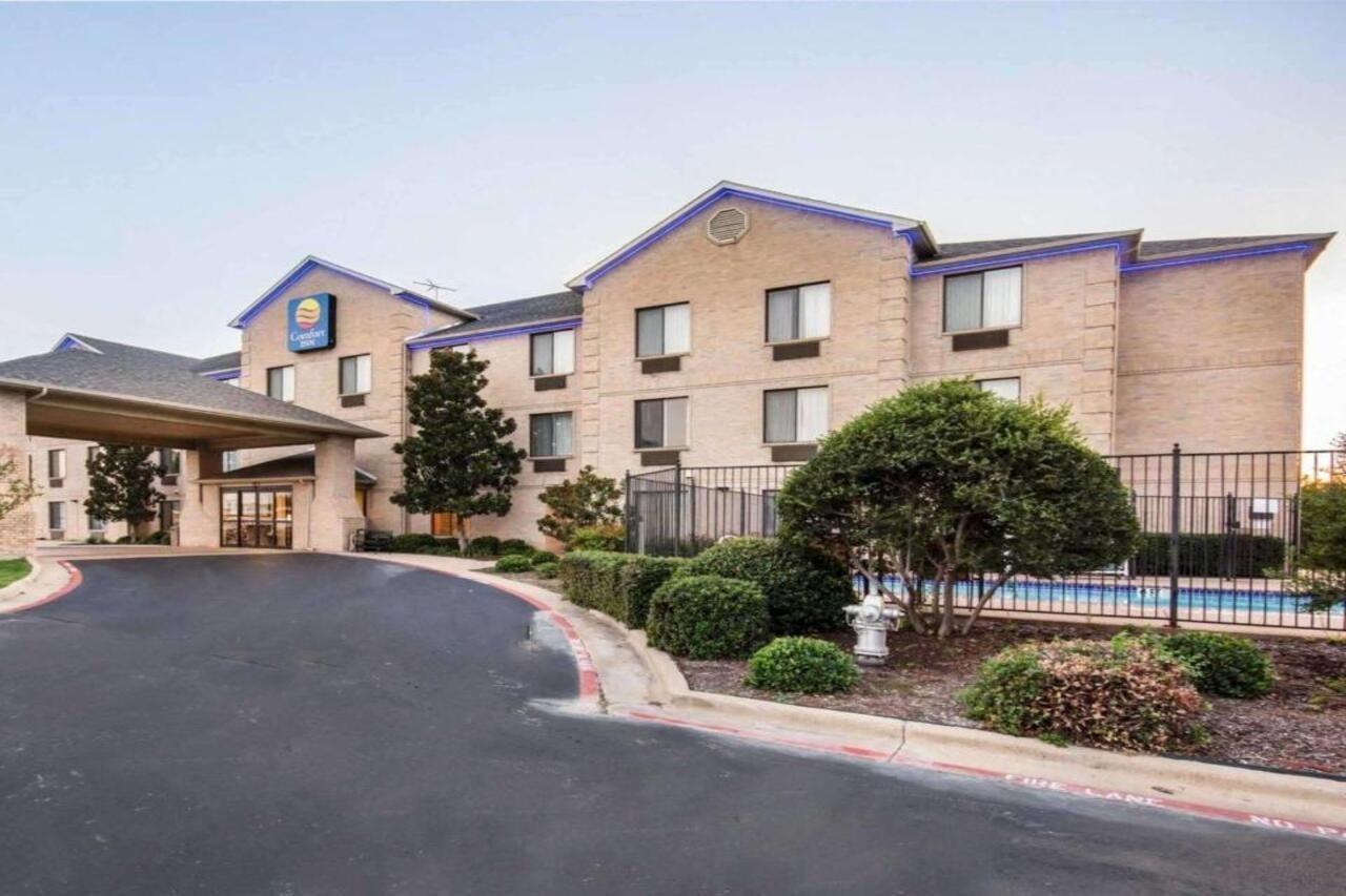 Comfort Inn & Suites Mansfield Εξωτερικό φωτογραφία