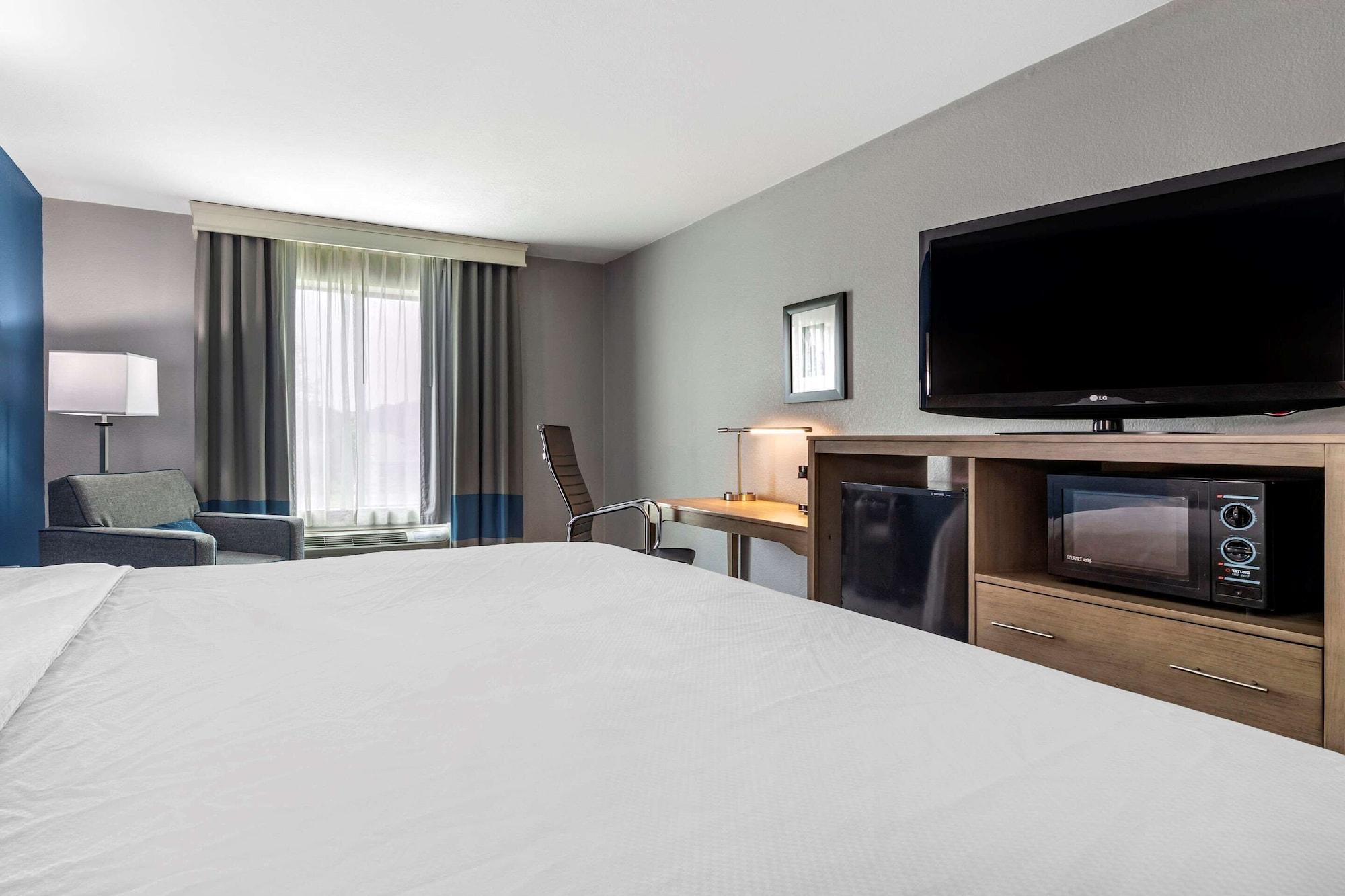 Comfort Inn & Suites Mansfield Εξωτερικό φωτογραφία