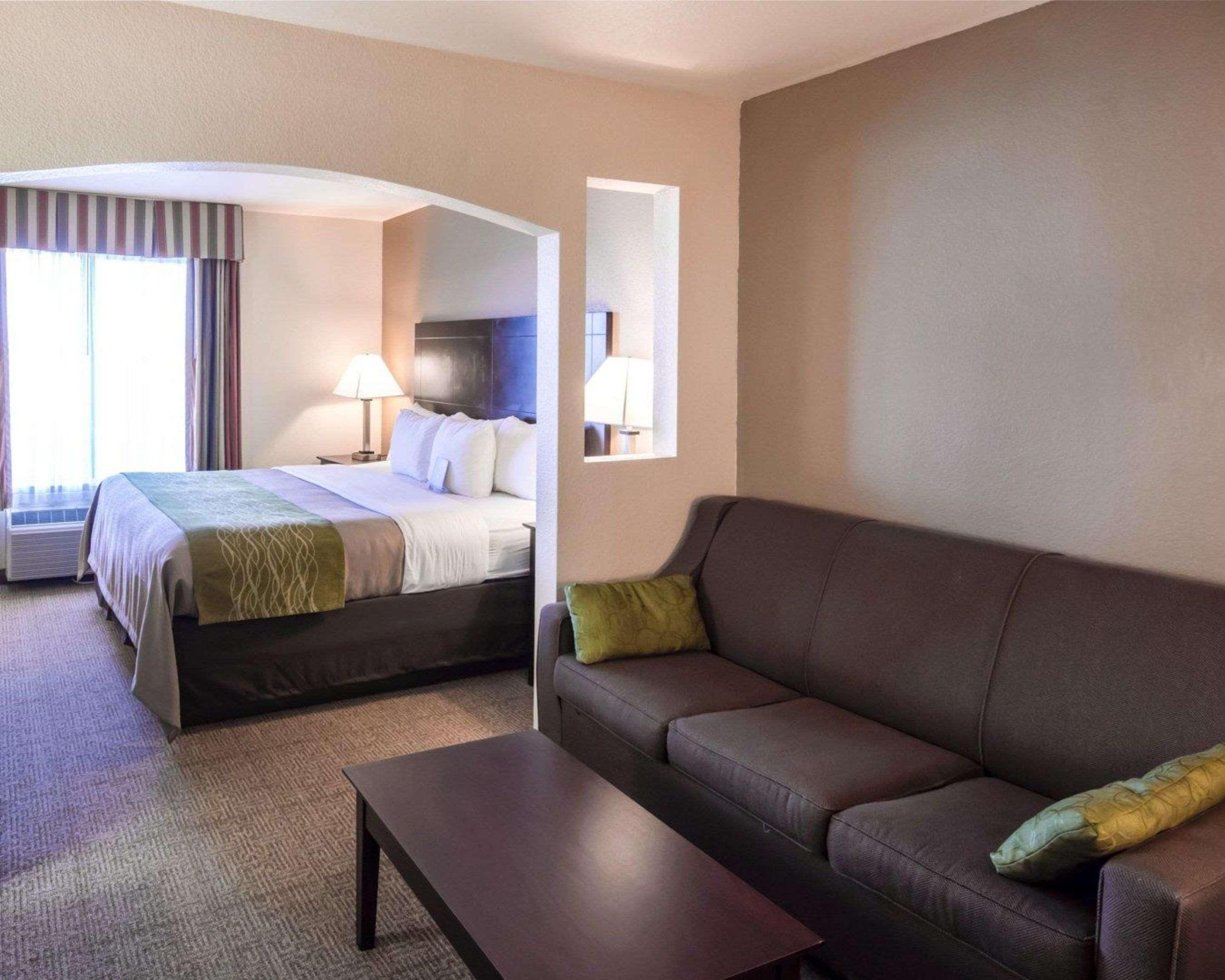 Comfort Inn & Suites Mansfield Εξωτερικό φωτογραφία