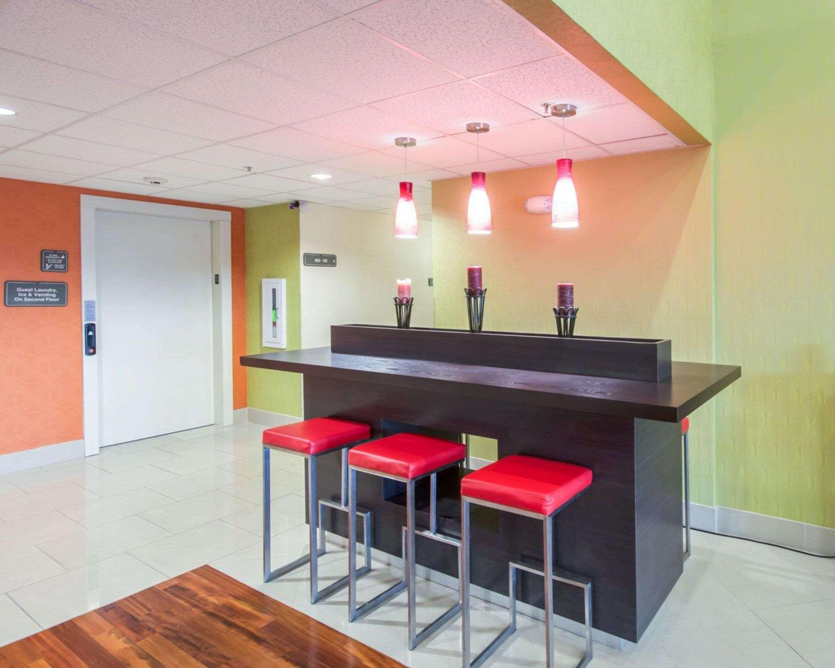 Comfort Inn & Suites Mansfield Εξωτερικό φωτογραφία
