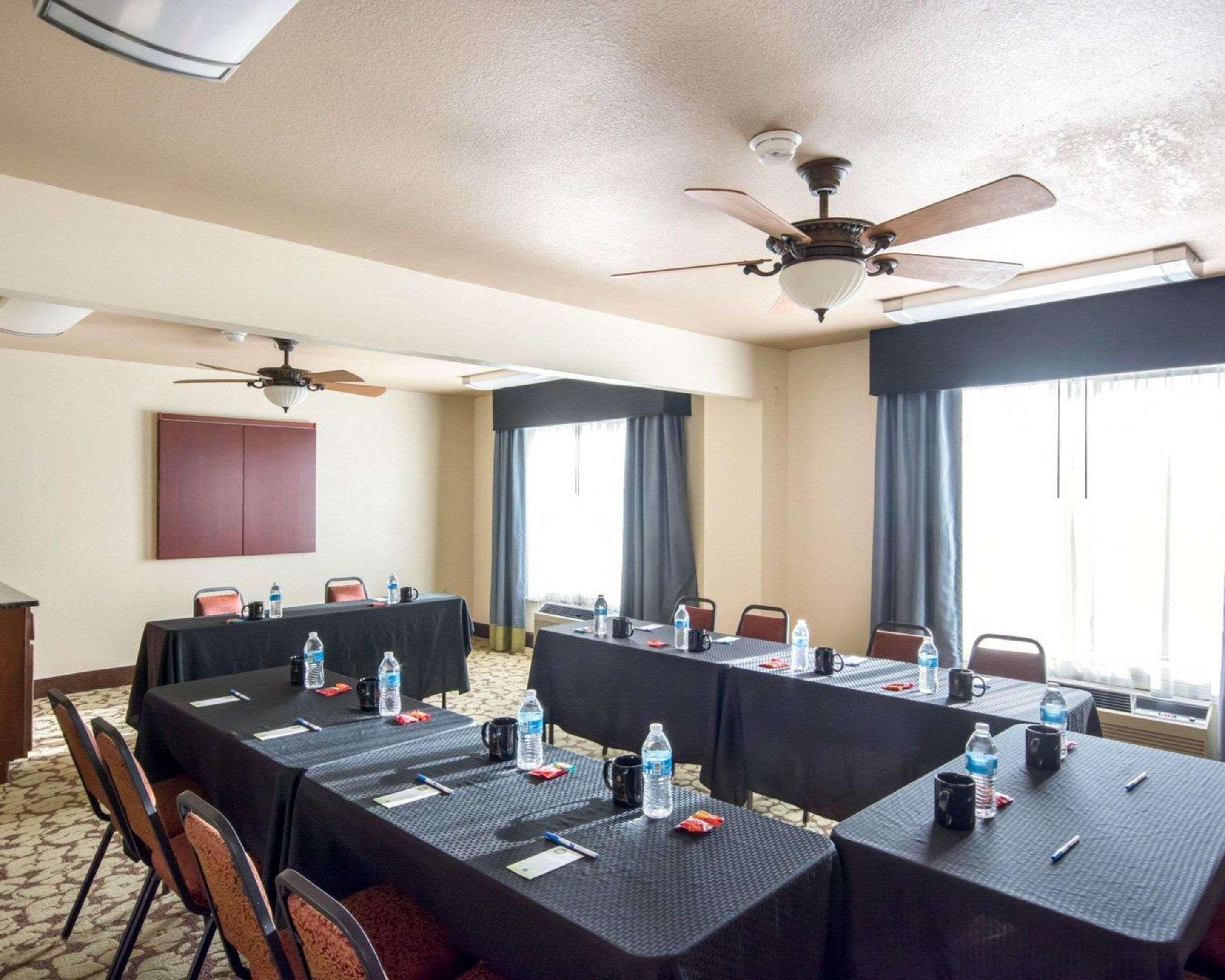 Comfort Inn & Suites Mansfield Εξωτερικό φωτογραφία